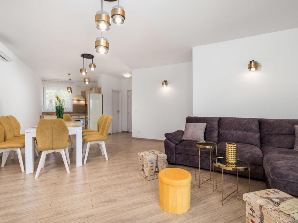 Holiday Home Villa Palma - Krk148 By Interhome Pinezici  Exterior photo